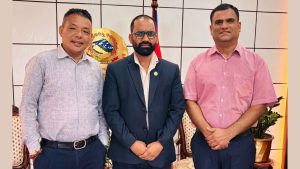 भोटेकोशी विपद्पछि पर्यटन पुनरुत्थानमा विश्वभरका नेपाली परिचालन गर्न मन्त्री पौडेल समक्ष सापकोटाको सुझाव